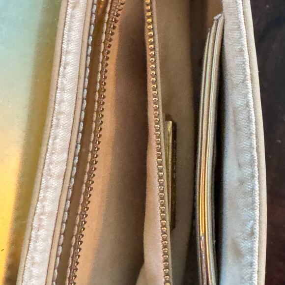 New TORY BURCH Kira Gold Metallic Leather Envelope Clutch Evening Handbag - Picture 13 of 16